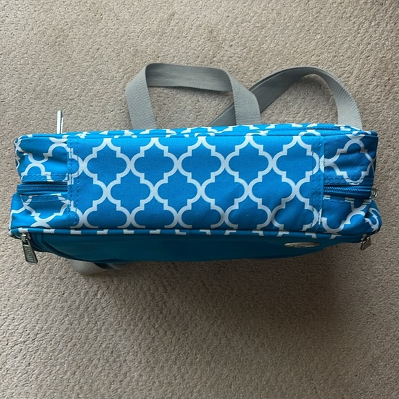 We R Memory Keepers Crafters Shoulder Bag - Picture 5 of 5